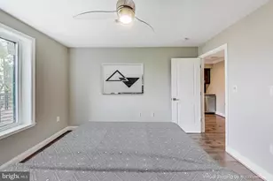 1601 North Carolina Ave NE, Washington, DC 20002 - Photo 8