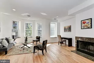 1112 25th St NW, Washington, DC 20037 - Photo 2