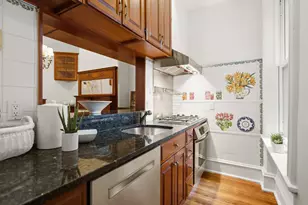 2110 O St NW, Washington, DC 20037 - Photo 14