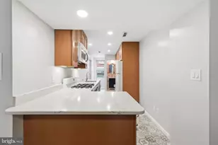 914 N St NW, Washington, DC 20001 - Photo 16