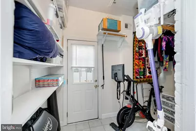 1221 E Street SE, Washington, DC 20003 - Photo 42