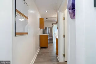 1221 E St SE, Washington, DC 20003 - Photo 12