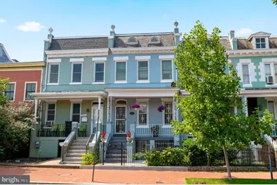 1221 E Street SE, Washington, DC 20003 - Photo 2