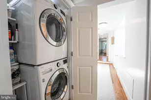 3313 Q St NW, Washington, DC 20007 - Photo 32