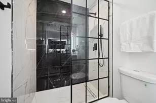 1372 Bryant St NE, Washington, DC 20018 - Photo 18