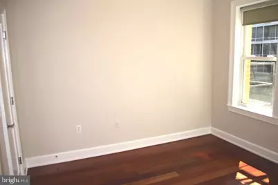 1121 24th Street NW #307, Washington, DC 20037 - Photo 8