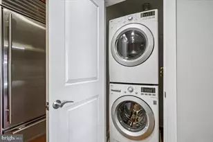 215 I Street NE, Washington, DC 20002 - Photo 16