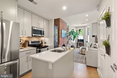 332 11th Street SE, Washington, DC 20003 - Photo 16