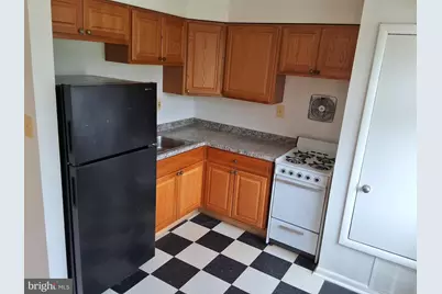 3241 Ely Place SE #303, Washington, DC 20019 - Photo 4