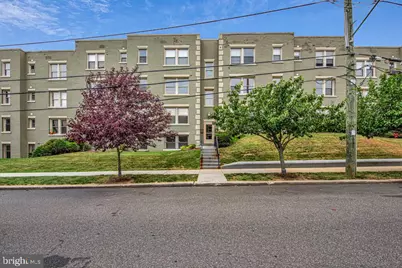 4408 1st Place NE #33, Washington, DC 20011 - Photo 4