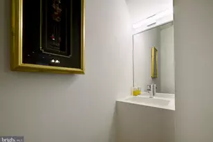 1837 Wyoming Ave NW, Washington, DC 20009 - Photo 20