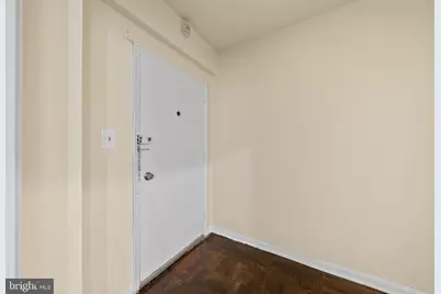 2500 Q Street NW #706, Washington, DC 20007 - Photo 6