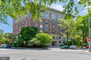 2039 New Hampshire Ave NW, Washington, DC 20009 - Photo 22