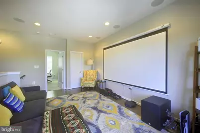719 Parkside Place NE, Washington, DC 20019 - Photo 32