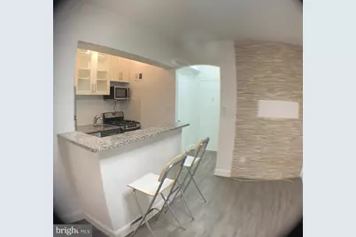 1 Scott NW #118, Washington, DC 20036 - Photo 14