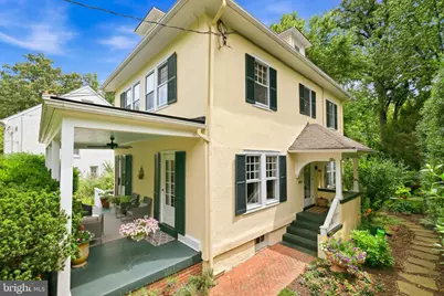 6411 33rd Street NW, Washington, DC 20015 - Photo 2