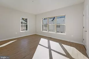 945 Sycamore Dr SE, Washington, DC 20032 - Photo 28