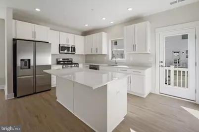945 Sycamore Dr SE, Washington, DC 20032 - Photo 14