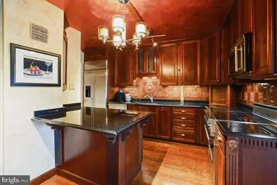 800 25th Street NW #504, Washington, DC 20037 - Photo 16