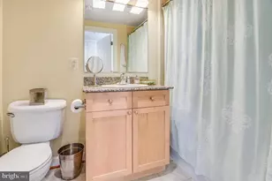 777 7th St NW, Washington, DC 20001 - Photo 26