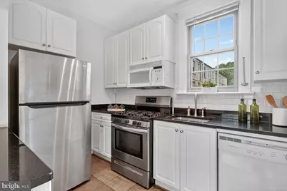 3026 Wisconsin Avenue NW #102, Washington, DC 20016 - Photo 10