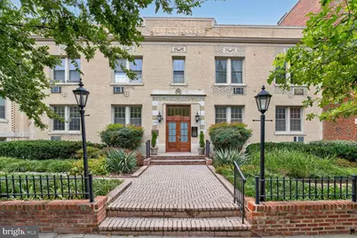 3026 Wisconsin Avenue NW #102, Washington, DC 20016 - Photo 2
