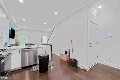 608 Irving Street NW #1, Washington, DC 20010 - Photo 6