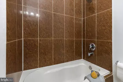 3350 17th Street NW #T2, Washington, DC 20010 - Photo 20