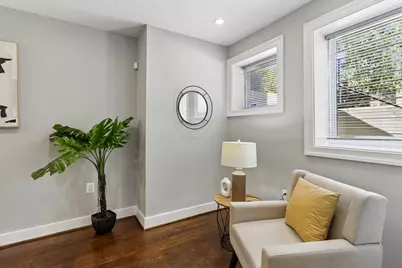 1311 K SE #1, Washington, DC 20003 - Photo 12