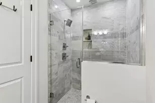 1311 K SE, Washington, DC 20003 - Photo 16