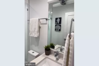 4 R Street NW #4, Washington, DC 20001 - Photo 10