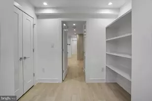 4 R St NW, Washington, DC 20001 - Photo 18