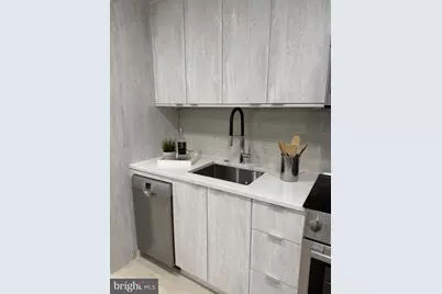 4 R Street NW #4, Washington, DC 20001 - Photo 6