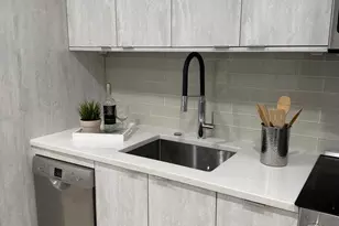 4 R St NW, Washington, DC 20001 - Photo 6