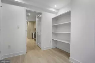 4 R St NW, Washington, DC 20001 - Photo 20