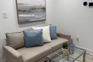 4 R St NW, Washington, DC 20001 - Photo 26