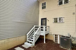 649 16th St NE, Washington, DC 20002 - Photo 36