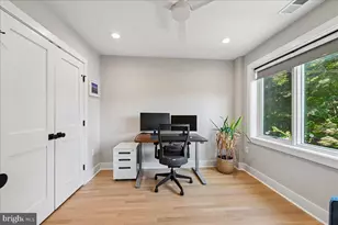 655 E St SE, Washington, DC 20003 - Photo 20
