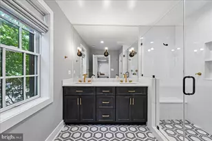 655 E St SE, Washington, DC 20003 - Photo 16