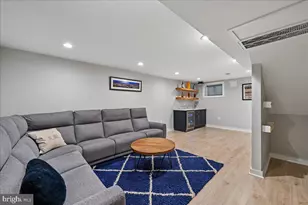 655 E St SE, Washington, DC 20003 - Photo 24