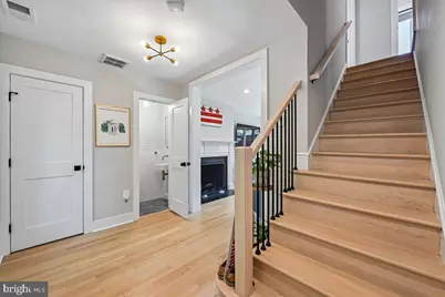 655 E Street SE, Washington, DC 20003 - Photo 12