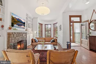 210 8th St SE, Washington, DC 20003 - Photo 8