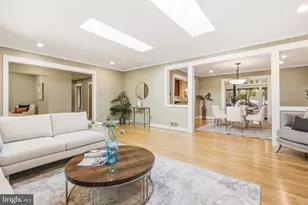 8226 West Beach Dr NW, Washington, DC 20012 - Photo 12