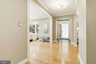 8226 West Beach Dr NW, Washington, DC 20012 - Photo 6