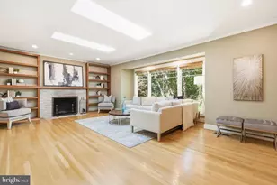 8226 West Beach Dr NW, Washington, DC 20012 - Photo 10