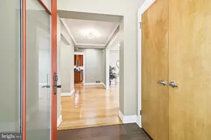 8226 West Beach Dr NW, Washington, DC 20012 - Photo 4