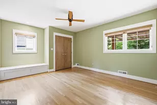 8226 West Beach Dr NW, Washington, DC 20012 - Photo 36