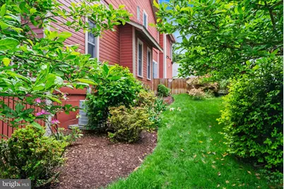 5213 Cathedral Avenue NW, Washington, DC 20016 - Photo 62