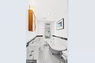 5213 Cathedral Avenue NW, Washington, DC 20016 - Photo 12