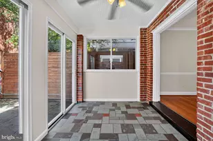 2333 Huidekoper Pl NW, Washington, DC 20007 - Photo 12